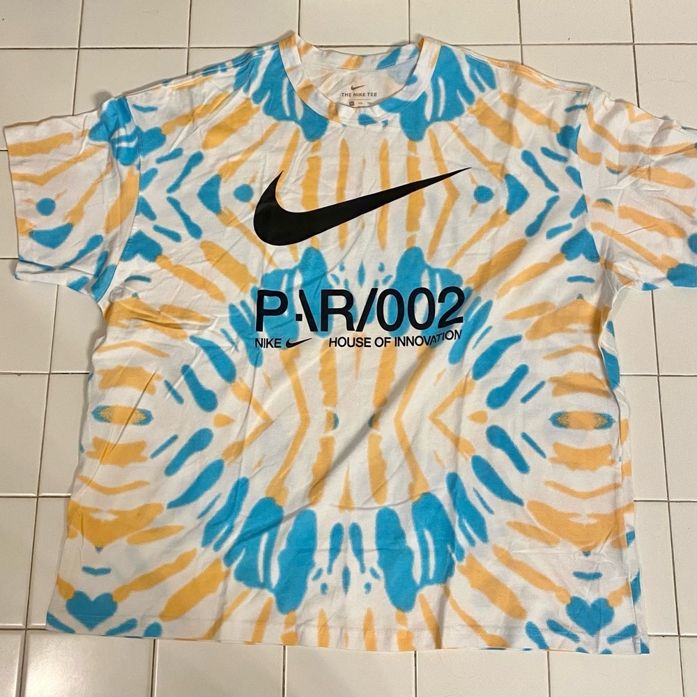 NWT Limited Edition Men’s Nike House of Innovation Paris/002 XXL Tye Dye Tee